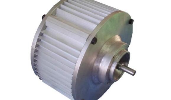 三相电机加电容改两相原理（小白也能看懂的详细解释）