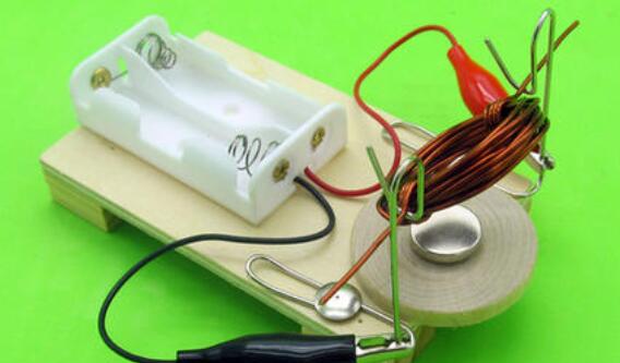 单相电机中电容器的作用原理详解（必看）