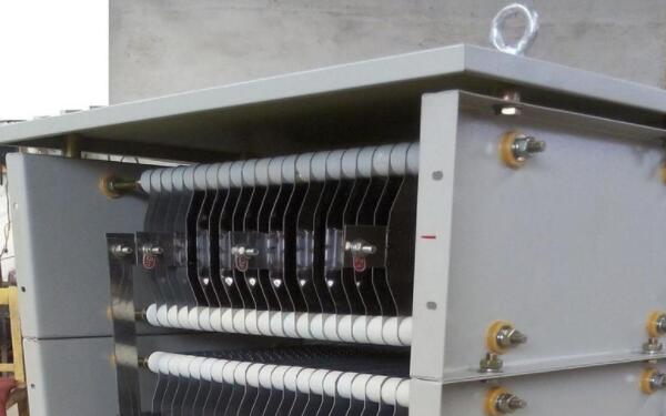 异步电机与永磁电机的区别及应用场景分析