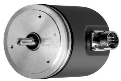 普通电机和步进电机有何不同？（详解两种电机的区别和应用场景）