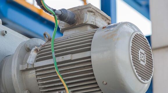 单相电机启动电容的正确配备方法