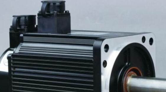 变频器如何控制双速电机转速（详细介绍控制原理及实现方法）