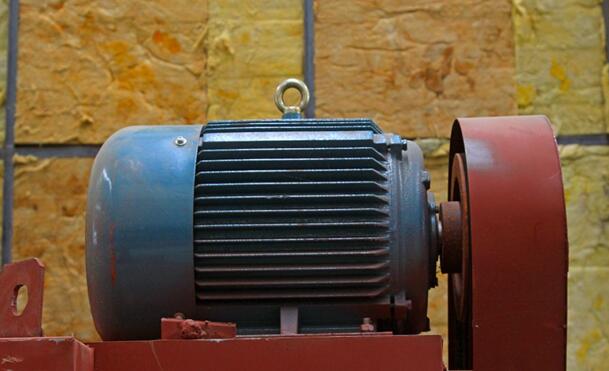 单相电机的三种启动方法详解（从原理到方法，让你轻松掌握）