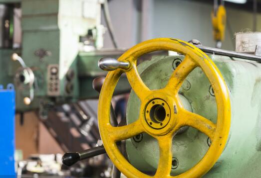 小型电机四十八伏，讨论小型电机的电压需求