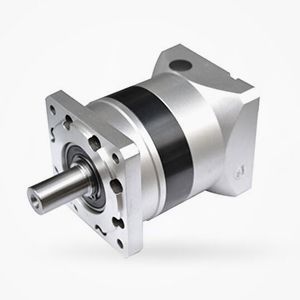 装甲车辆启动电机，装甲车辆启动电机的工作原理和维护方法