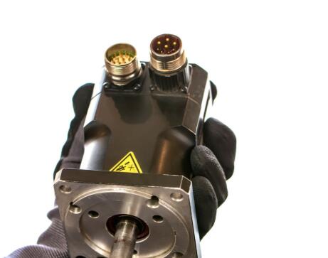 35kw电机铭牌，35kw电机铭牌的相关介绍