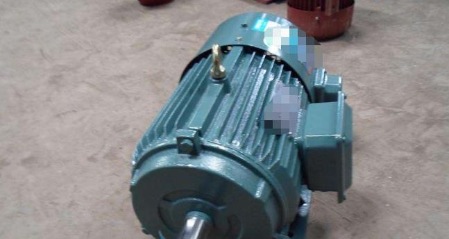 电机轴承内圈无法拉拔，解决电机轴承内圈无法拆卸的方法