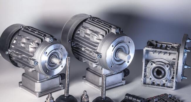 三相15kw电机转速，详解15kw电机的运转速度