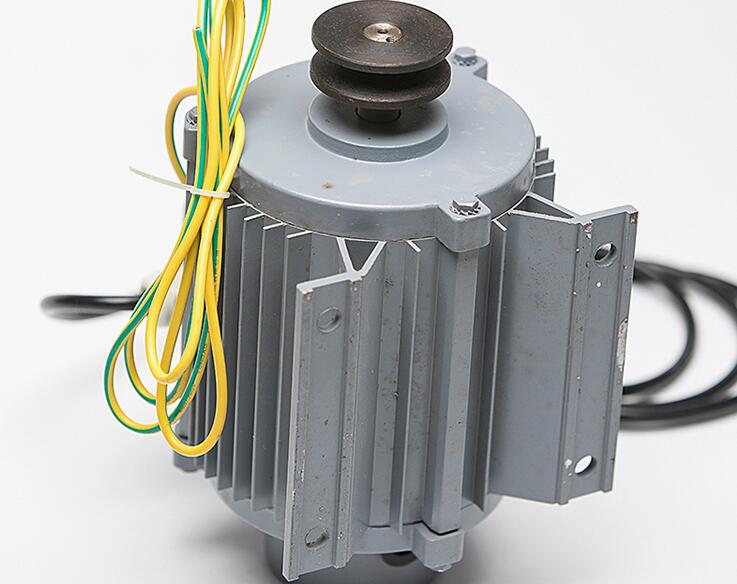 单相电机出了六根线怎样接开关